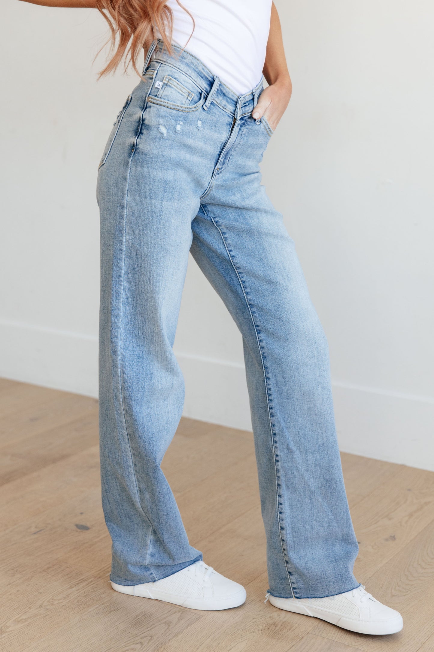 Judy Blue - Mildred High Rise V Front Waistband Straight Jeans